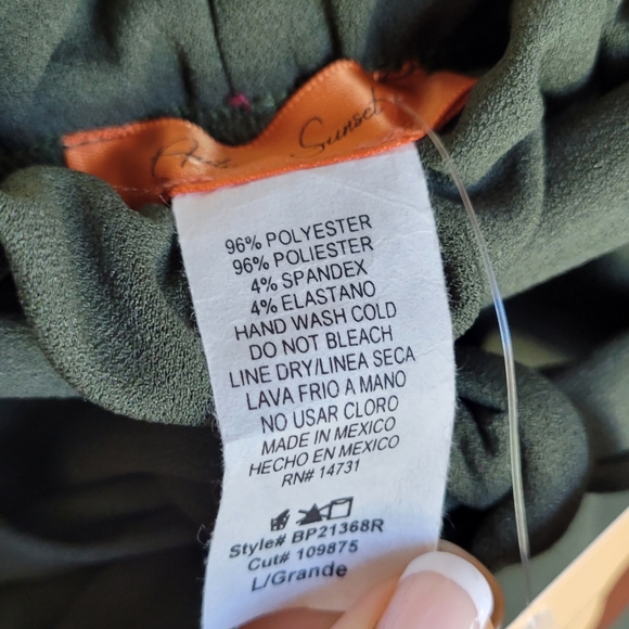 NWT AUTUMN SUNSET Olive Green Highwasted Paper Bag Shorts - Picture 5 of 11